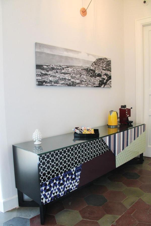 아망테 Dimora Cavour B&B 외부 사진