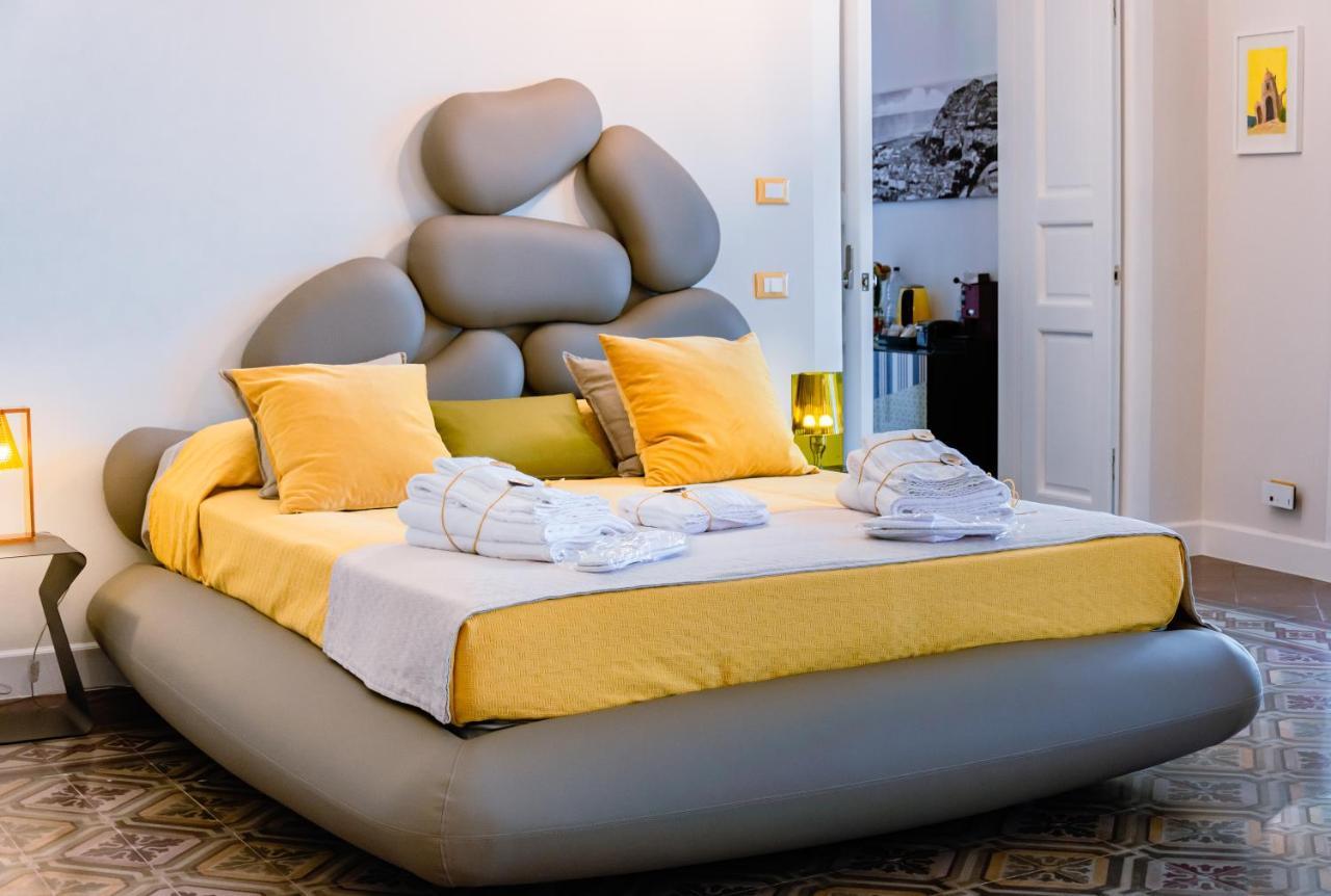 아망테 Dimora Cavour B&B 외부 사진