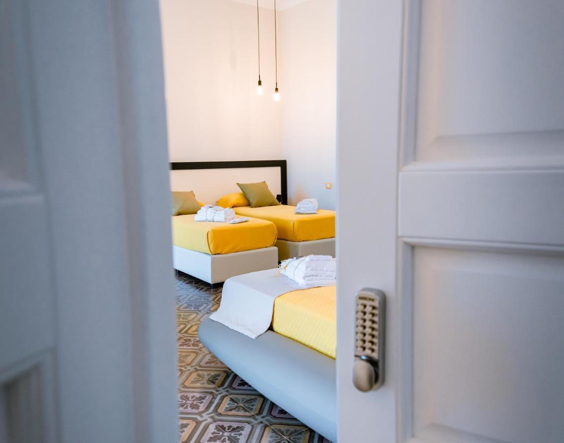 아망테 Dimora Cavour B&B 외부 사진