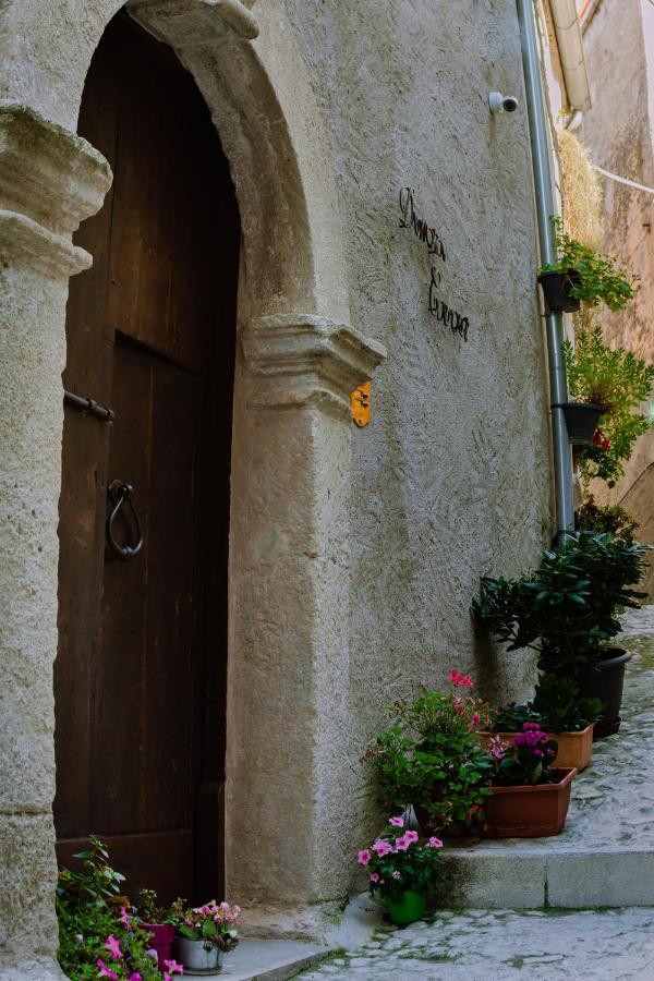 아망테 Dimora Cavour B&B 외부 사진