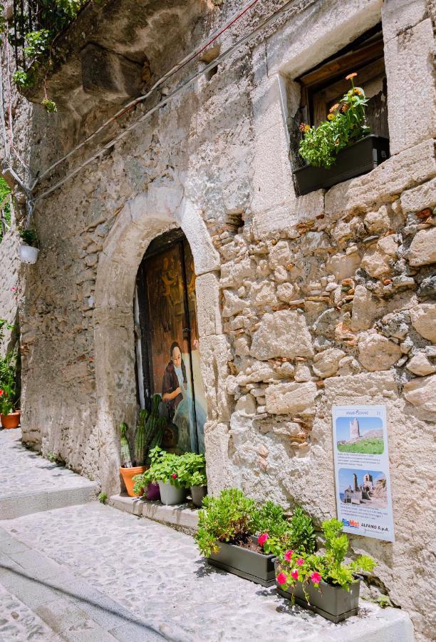 아망테 Dimora Cavour B&B 외부 사진