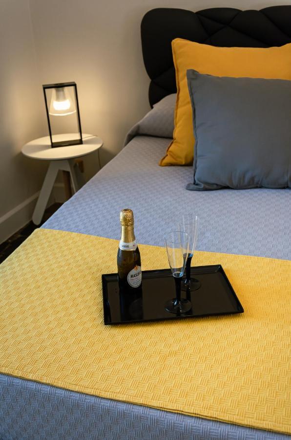 아망테 Dimora Cavour B&B 외부 사진