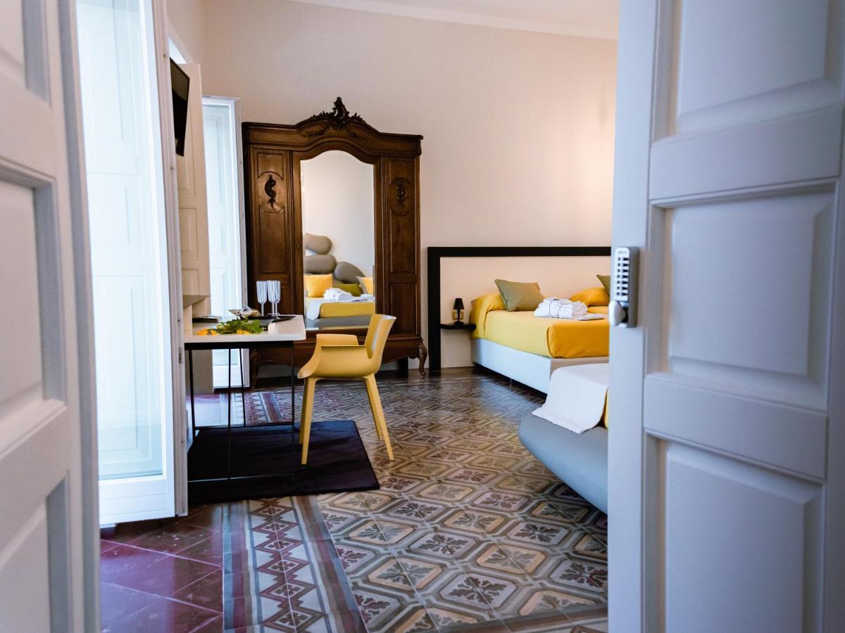 아망테 Dimora Cavour B&B 외부 사진