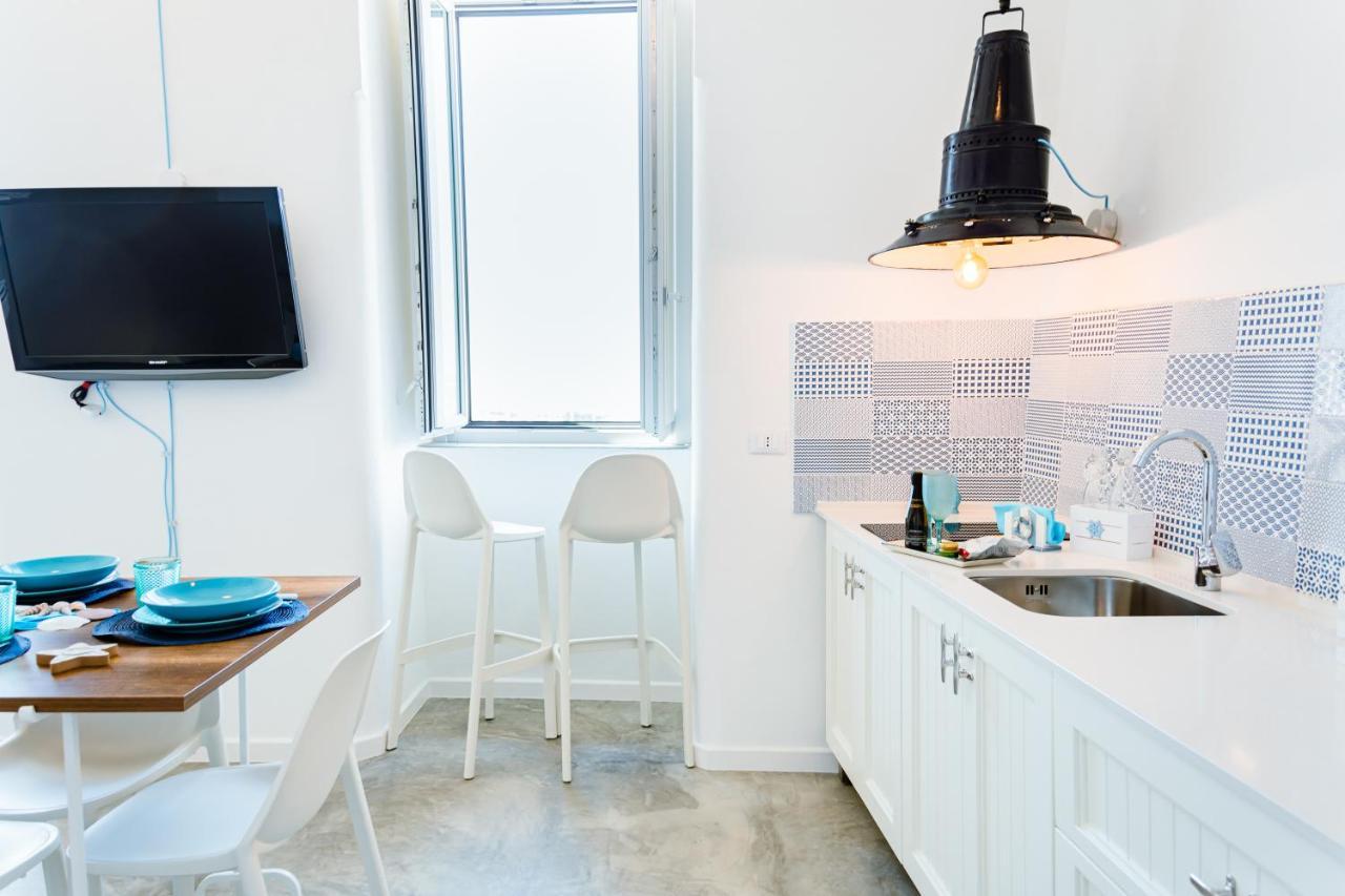 아망테 Dimora Cavour B&B 외부 사진